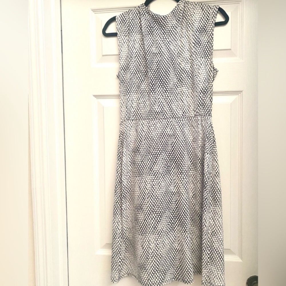 Michael Kors Faux Wrap Side Buckle Dress Medium - Picture 6 of 13